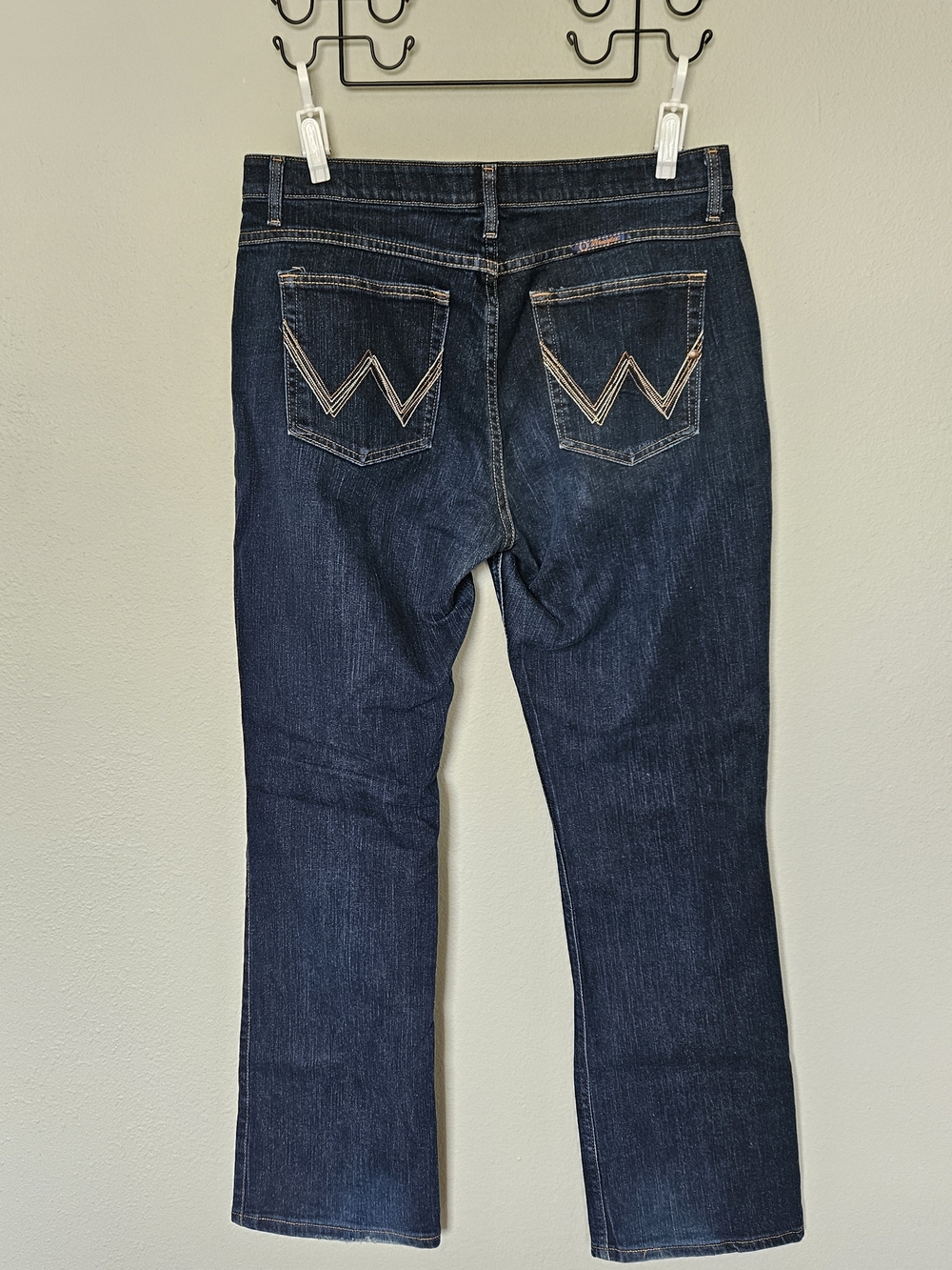 Wrangler Women's Q-BABY Dark Indigo Boot Cut Jeans with W Back Stitching